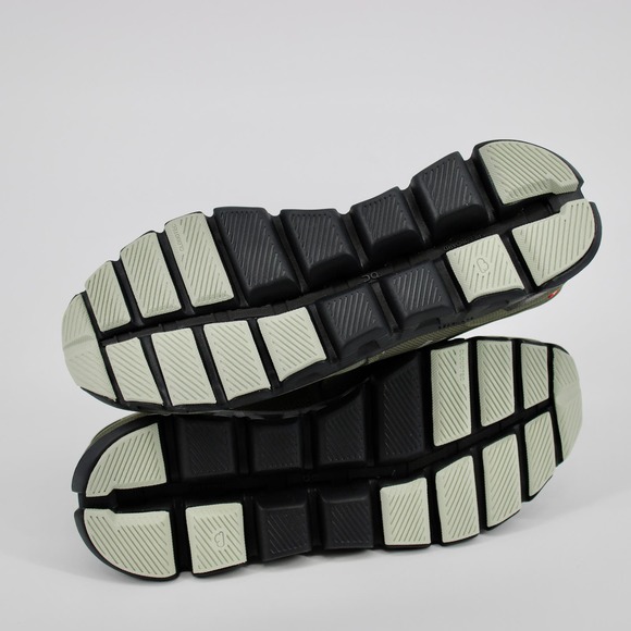 On Cloud X 3 Running Shoes Mens Size 10.5 Olive/Reseda NEW - Picture 7 of 9